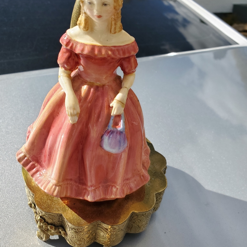 Vintage Paragon China Margaret Lamp